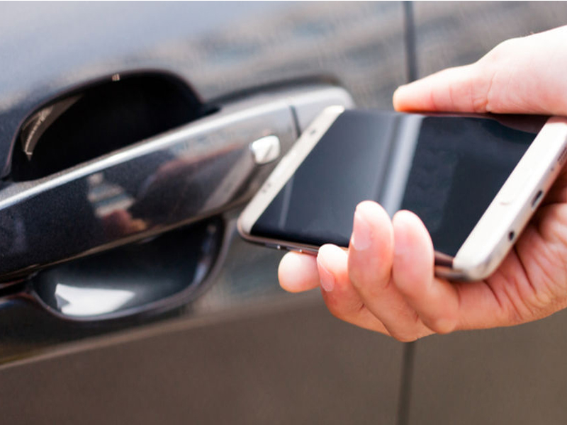 C 2019 года открыть автомобиль можно будет через NFC-чип в смартфоне