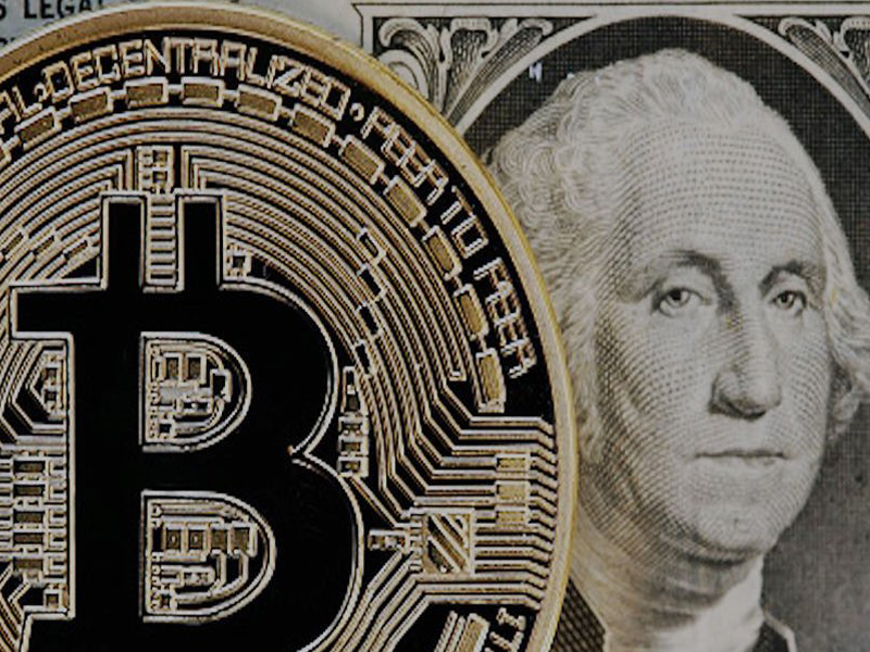 Facebook запретила рекламу криптовалют и ICO