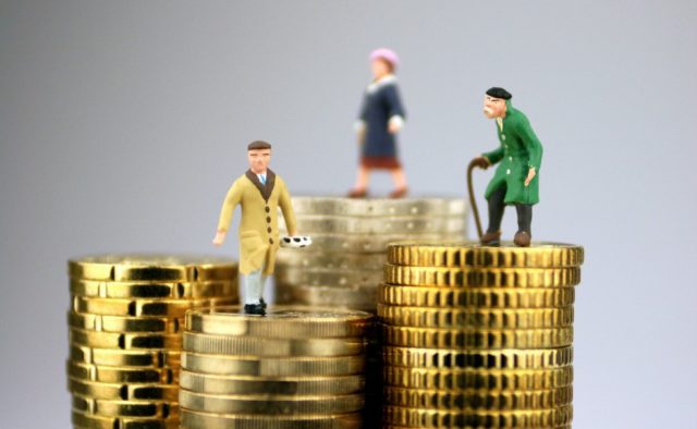 Пенсионный фонд должен Госказначейству почти 53 млрд грн